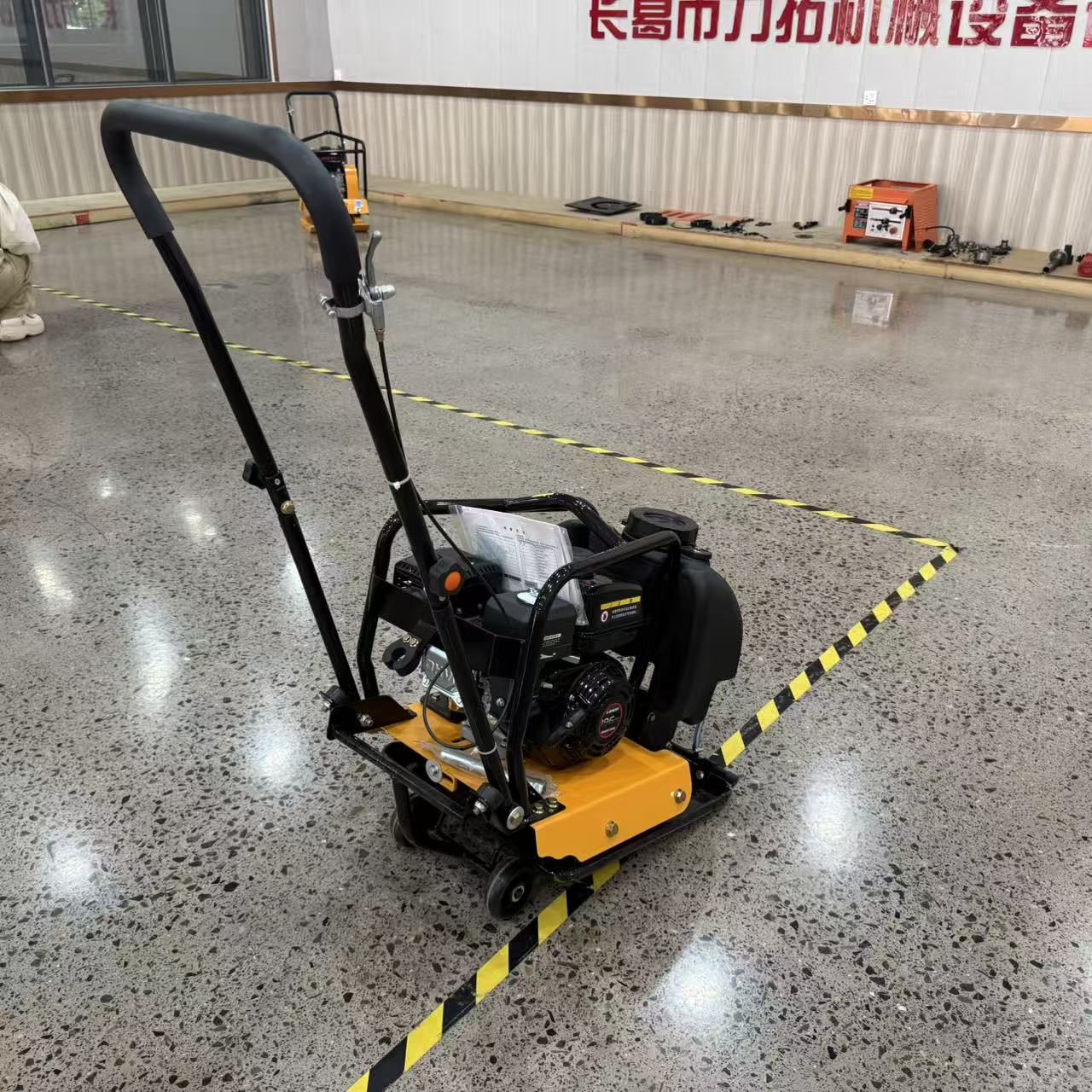 Compacteur de terre de compact - Plate Compactor Vibrator avis et prix
